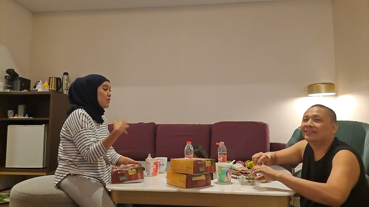 MAKAN MALAM SAMA MOMIM DAN POPIM ❗️