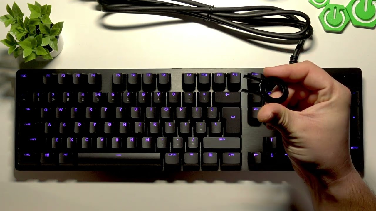 Logitech G513 – Does It Have Hot Swap Switches?