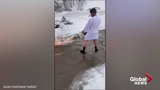 Kentucky man uses flamethrower to clear snow from driveway