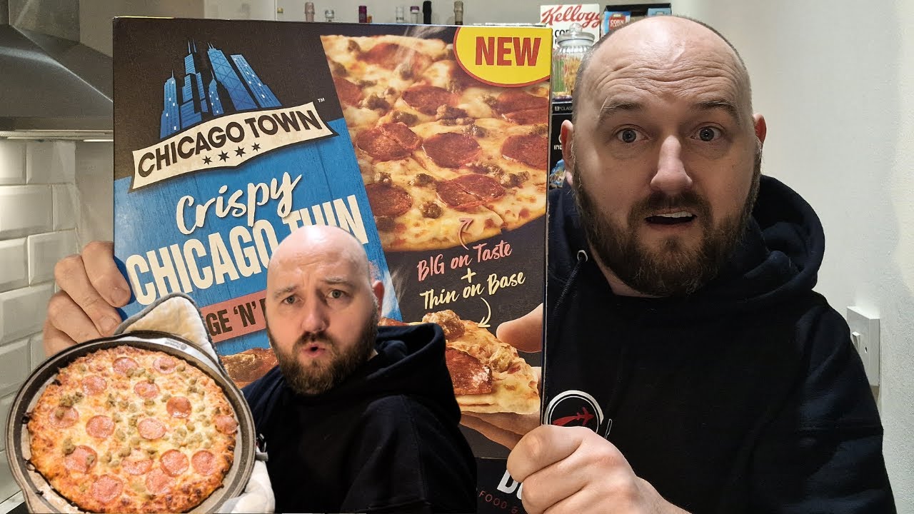 new-chicago-style-pizza-thin-and-crispy-food-review-iceland-food