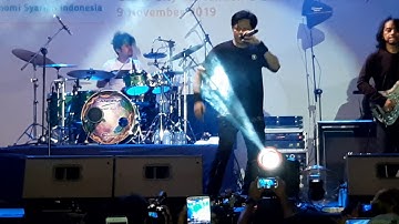 Gigi - Ya Ya Ya || live at Grand City Surabaya