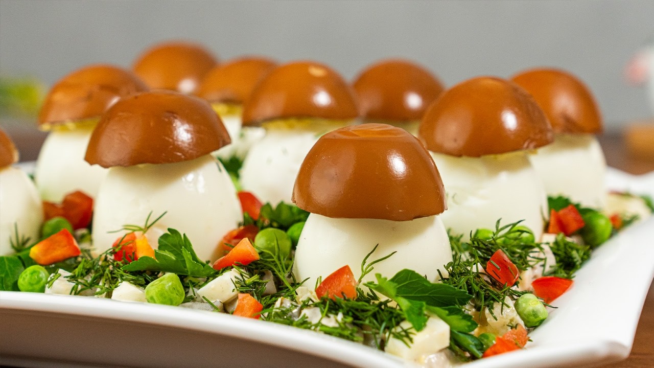 Этот простой и дешевый рецепт нравится всем! Закуска «Грибы на поляне»