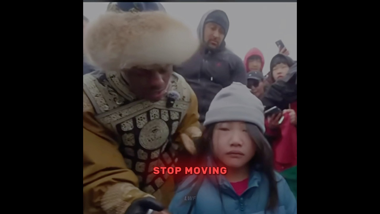 IShowSpeed Notices A Crying Girl 🥺❤️ 