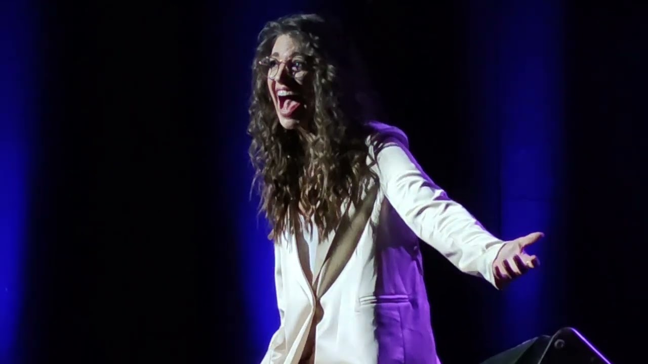 ana guerra - di que sí (entera) (Maestranza Sevilla)