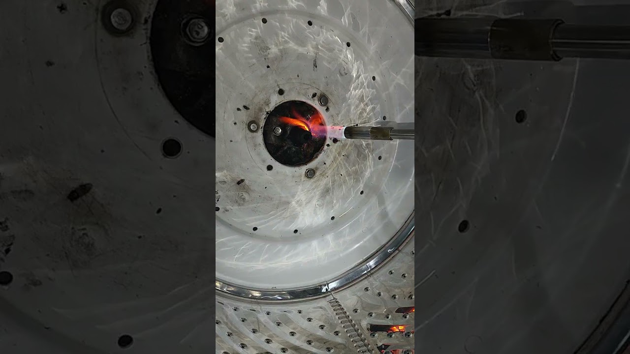 Assim fica fácil sacar um conjunto mecanismo de máquina de lavar....