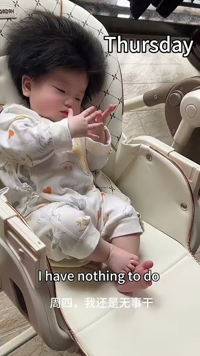 Come and see how bored a 7 month old baby can get in a single day