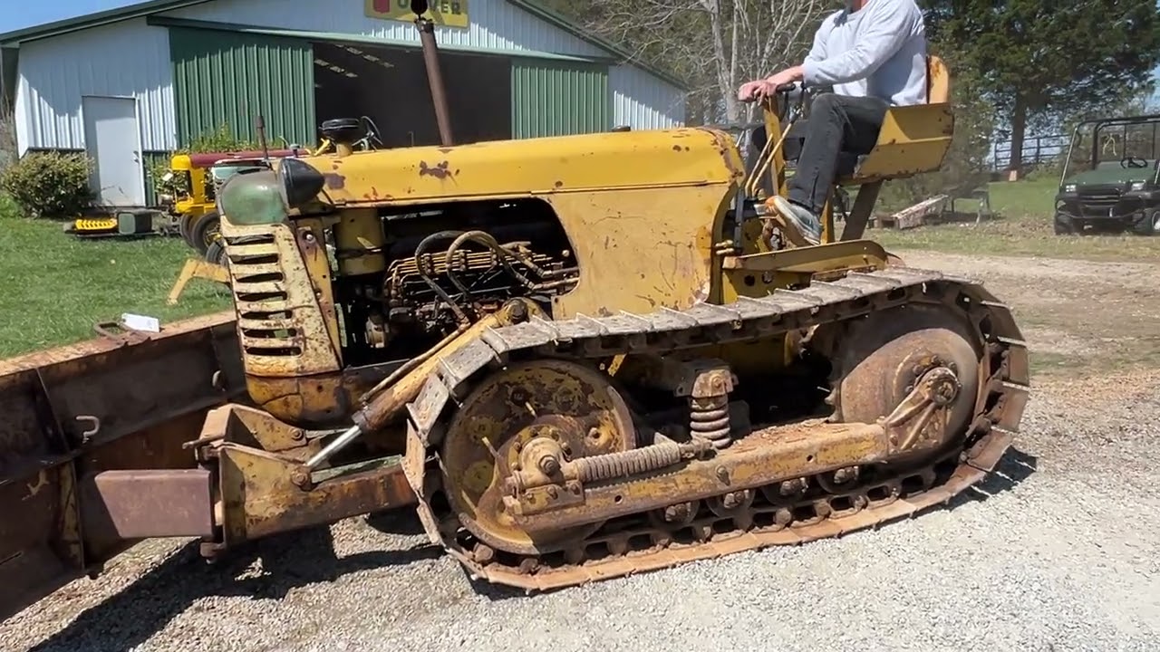 Oliver OC-6 Crawler Knight Auction