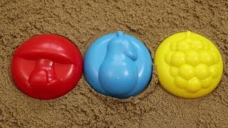 Learn Colors for Children sand molds mushroom pear grapes/Играем с песком и учим цвета с детьми