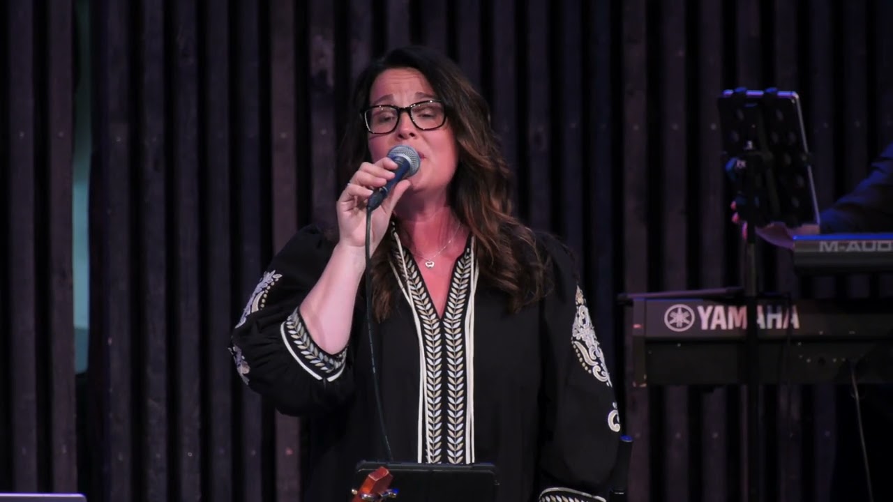 Sarah & David Åström - Se efter mig(Sang over grenser-23)