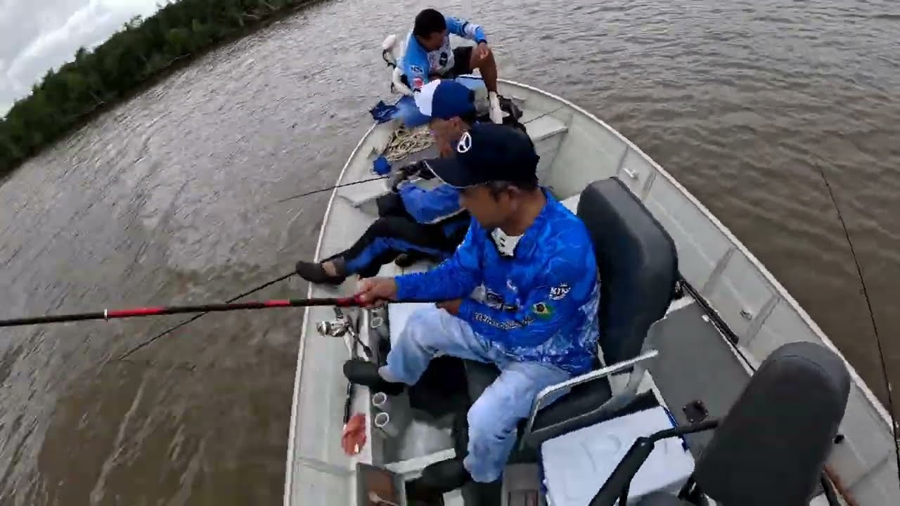 PRIMEIRO DIA DE PESCA DE ROBALO E PESCACA EM IGUAPE 