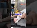 【反應超快】女兒差點摔地板！ 爸預知力點滿神救援｜女兒｜危險｜跌倒｜爸爸｜ 親子