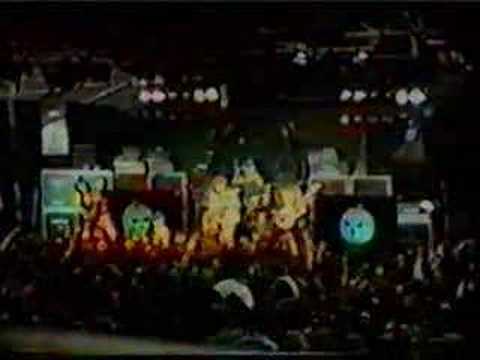 Helloween - Heavy Metal Is The Law