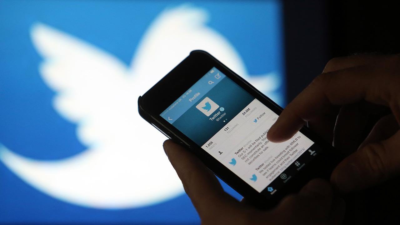 Twitter Meets With Acquisition Partners