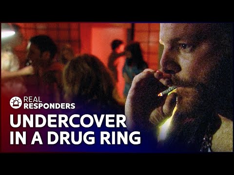 THE POLICEMEN WHO WENT UNDERCOVER IN DRUG RINGS