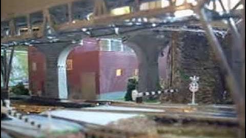 N-Scale model railroad - modular suitcase design