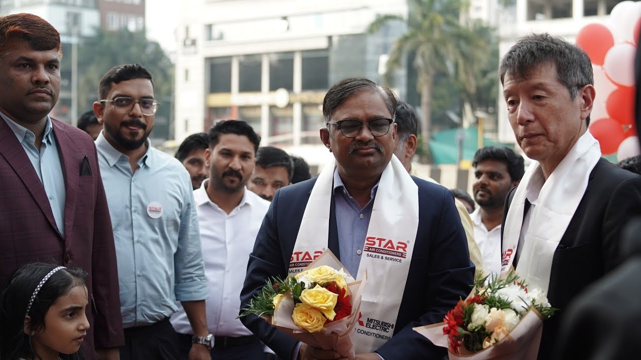 മിസ്തുബിഷി  ഉത്ഘാടനം  കോഴിക്കോട് 