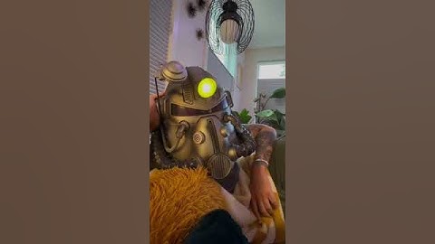 When your girlfriend has never seen Fallout