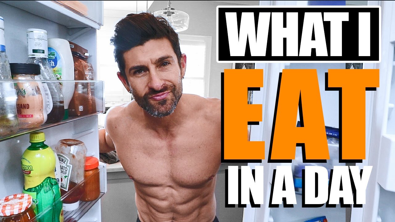 WHAT I EAT IN A DAY (My Daily Diet to be LEAN & MUSCULAR) - YouTube