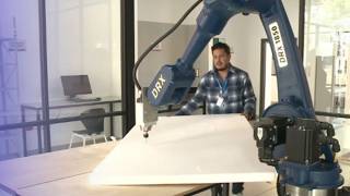 Technology for everyone! Quitopía offers workshops and innovation labs