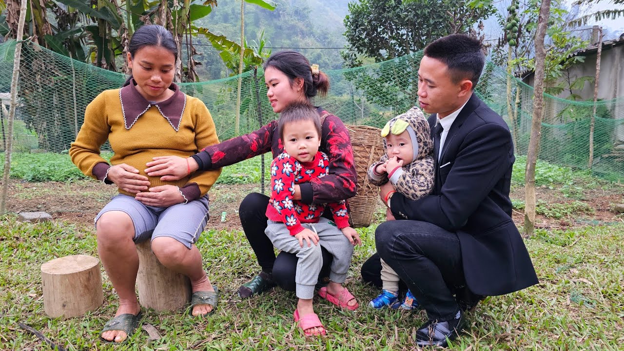 "The CEO Took Thuy and Nam To Collect Duck Eggs To Sell At The Market - Let's Visit Be Ut".