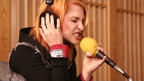 Paramore - Use Somebody (BBC Radio 1
