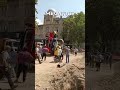 ⭕ თბილისში, რუსთაველის გამზირზე სატვირთო მანქანა გადაბრუნდა🎥 ინრადიო