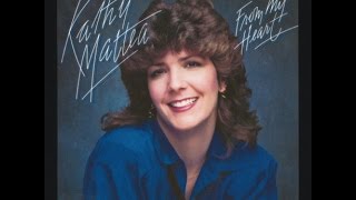 Elton John&#39;s &quot;Ball &amp; Chain&quot; - Kathy Mattea 1985