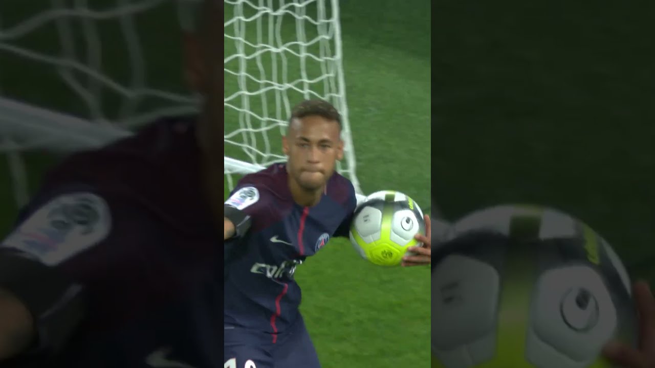 On This Day in 2017: Neymar Jr’s first dance at the Parc. 💃🇧🇷