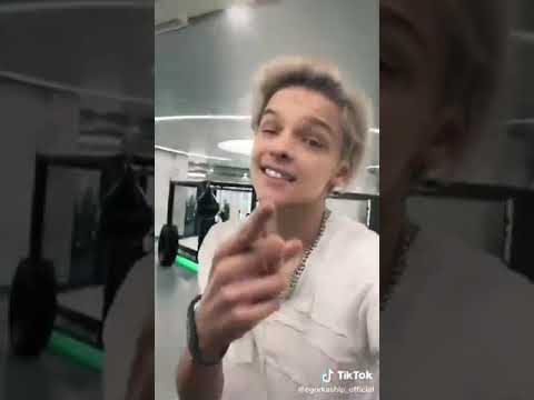 ЕГОР ШИП РЕВНУЕТ