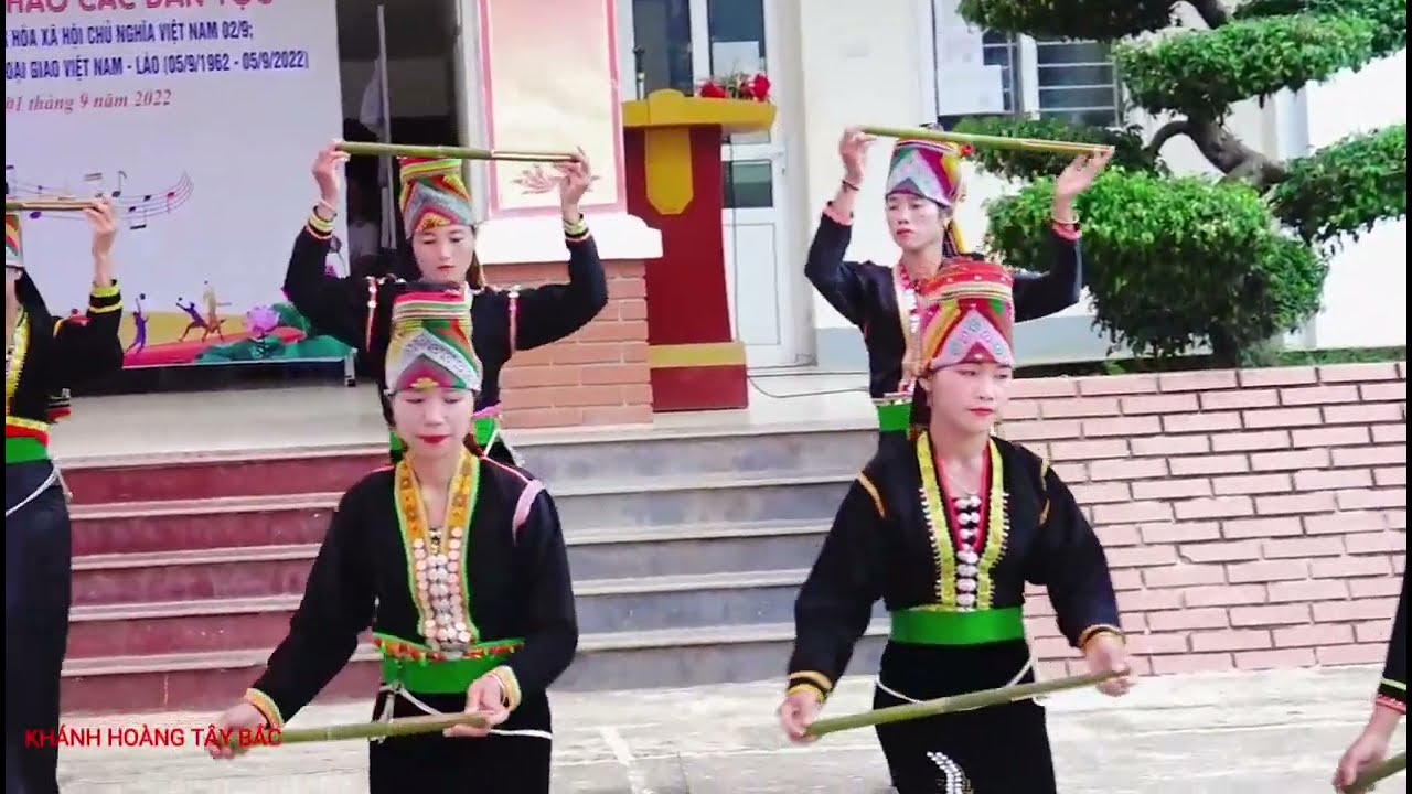 ĐIỆU MÚA ĐẸP NHẤT TÂY BẮC. ĐVN HUỔI CO