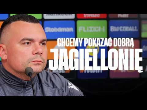 A. SIEMIENIEC I T. ROMAŃCZUK PRZED MECZEM OLYMPIACOS F.C. - JAGIELLONIA