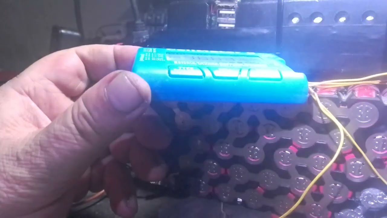 Обзор Тестер аккумуляторов Cellmeter 7 , 8для LiPo/Li-ion/LFP/NiМH/NiСd Евросоюз