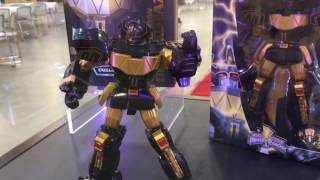 First look at the power morphicon con exclusive | Airlim