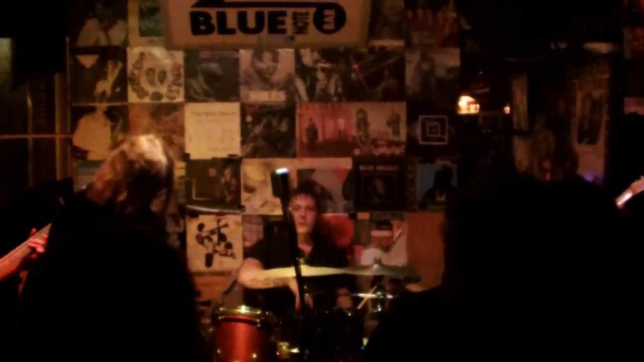 Obejrzyj Electric Brick at the Blue Note w YouTube Obejrzyj Electric Brick at the Blue Note w YouTube