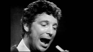 Delilah - Tom Jones Live @ BBC