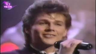 Download lagu a ha - take on me grammy awards 1986