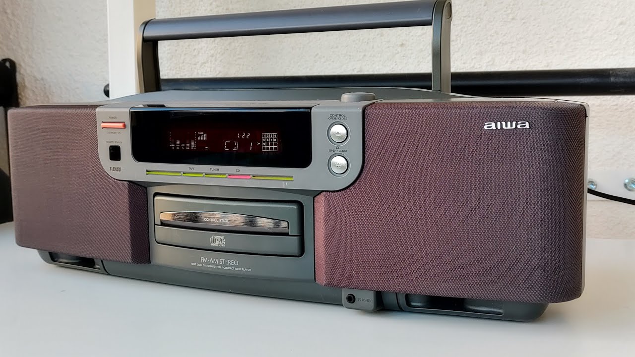 AIWA CSD-SR700 - YouTube