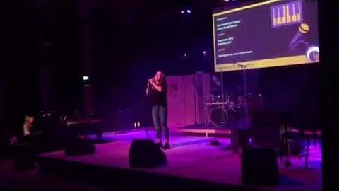 Dancing on my own - Sharon de Groot