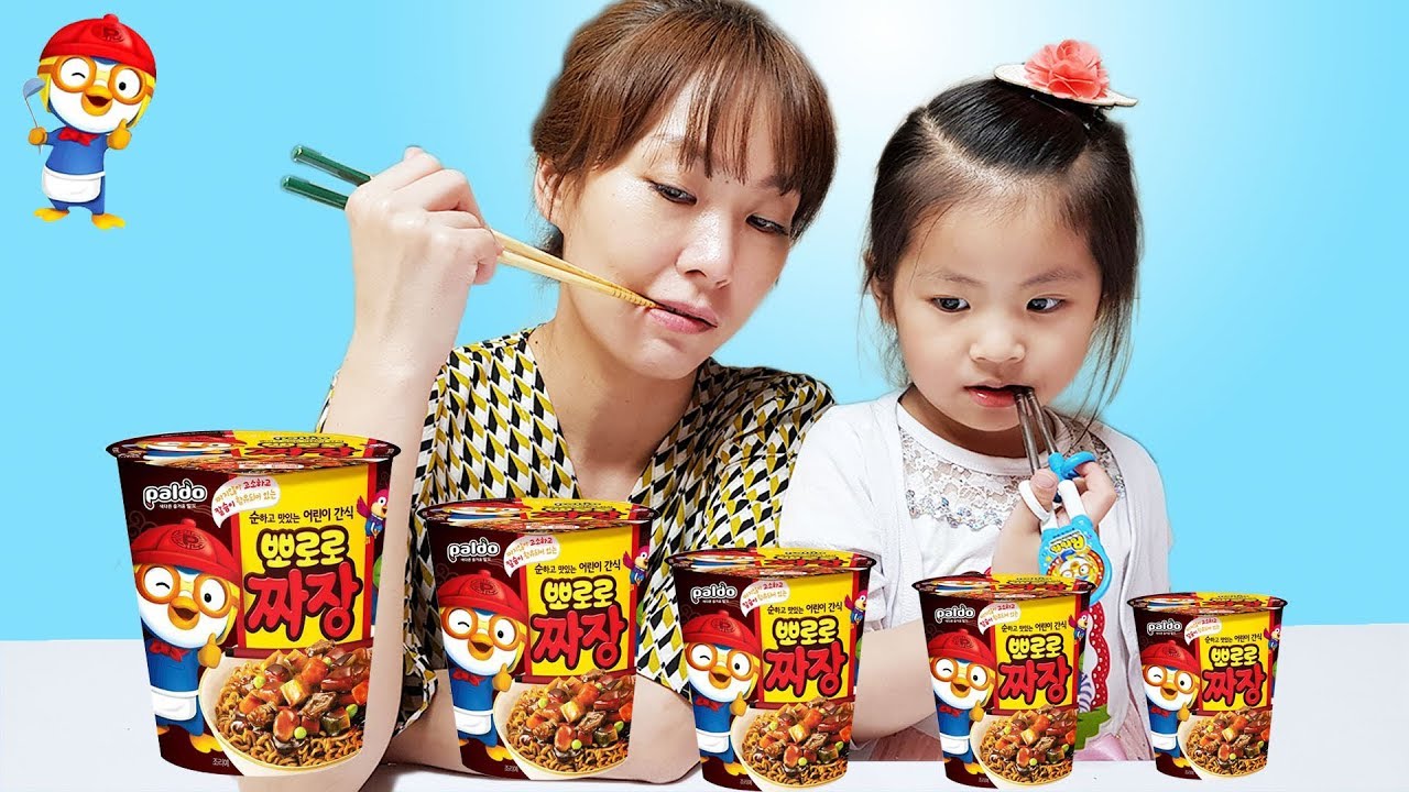 Больная мама поправлялась после еды лапши Пороро