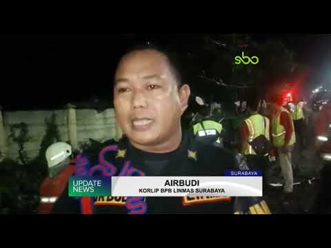 sbo tv digital Badai, Dua Pohon Trembesi Tumbang