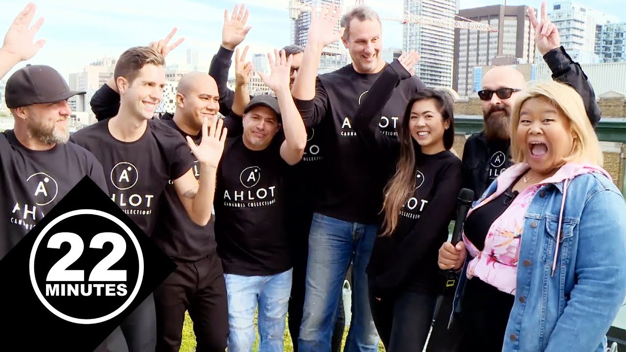 Professional weed smoking | 22 Minutes