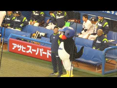 19/4/4 メンバー表を受け取るつば九郎
