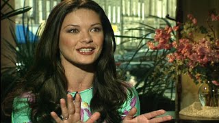 Rewind: Catherine Zeta-Jones on Sean Connery, arriving in Hollywood, her Zorro accent & more  (1999)