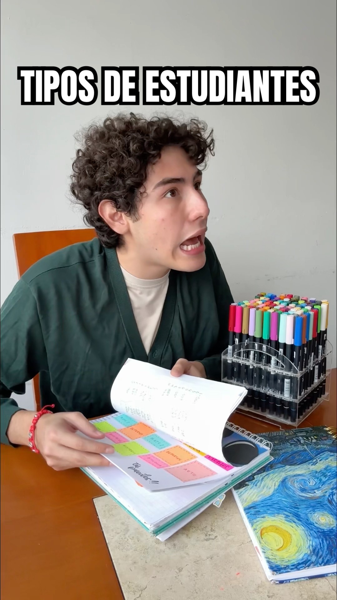 TIPOS DE PERSONAS EN LA ESCUELA ??️| Leo Study
