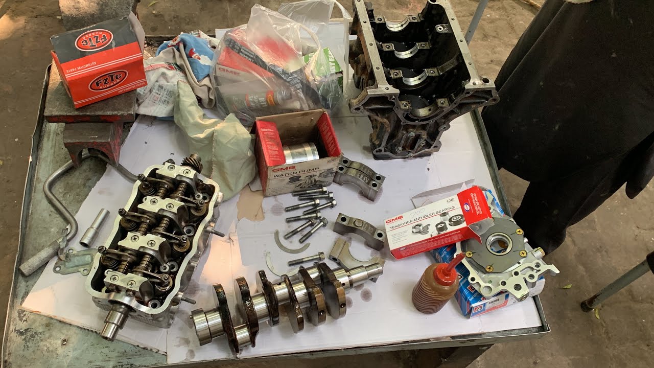 Mehran Engine OwerHaul Chaudhry Motors Dunyapur YouTube