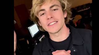 Famous Ross Lynch Biography Age, Height, Net worth, Songs Profile
