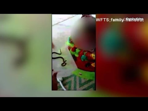 Video: A Mother Lets A Snake Bite Her Daughter