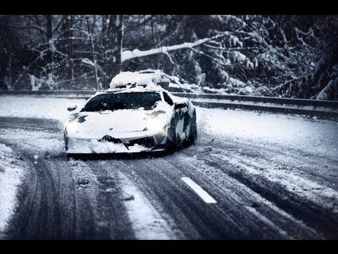 lambos-love-snow