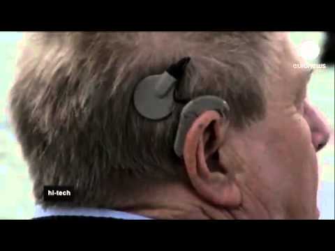 استخدام تقنية توصيل الصوت عن طريق العظام