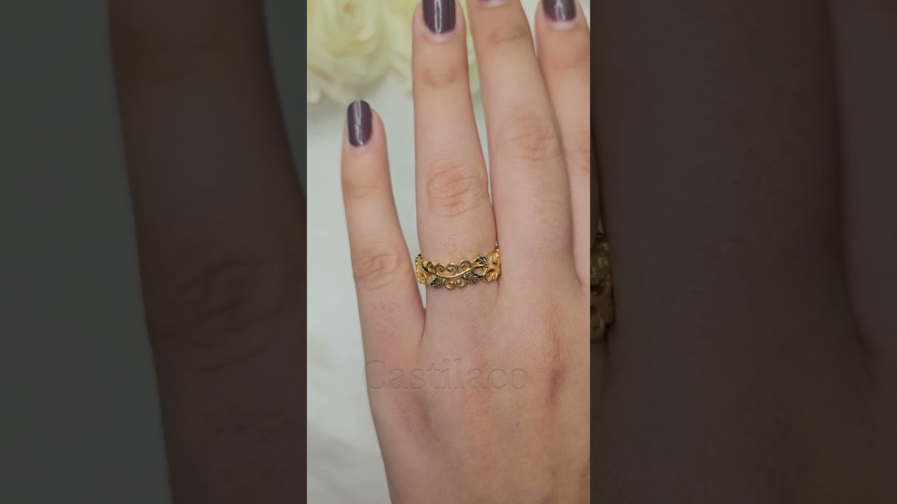 Filigree Vintage Gold Wedding Band 